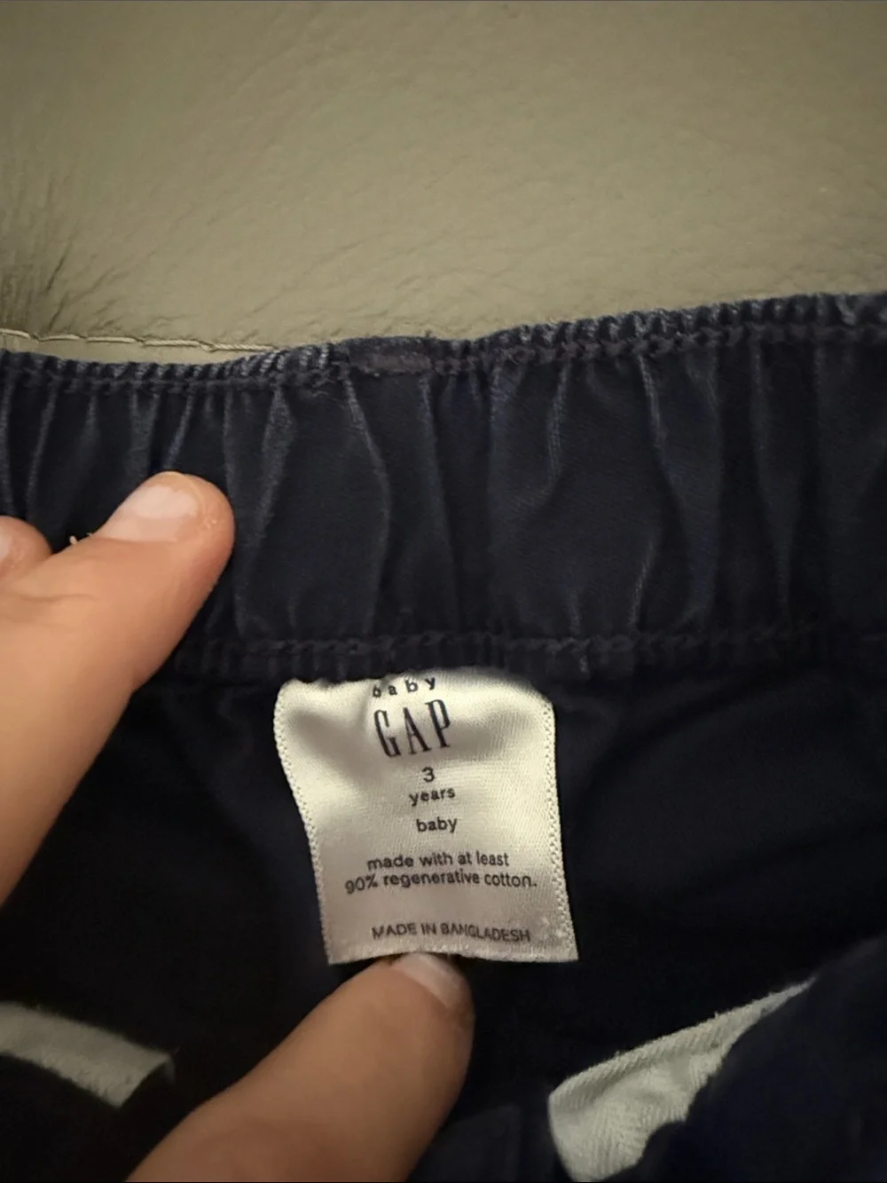 3T Gap toddler boys navy blue Cargo Pants - elastic waist button enclosure knee